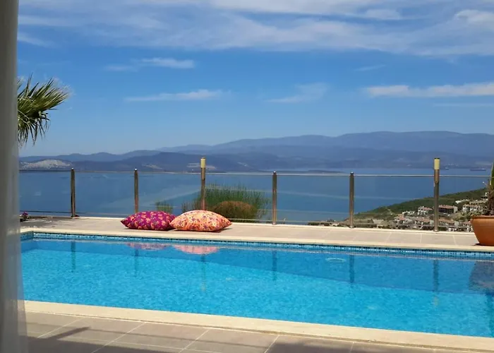 Sea View And Private Pool Selen Villa *