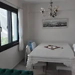Sea View And Private Pool Selen Vilă