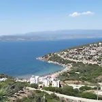 Sea View And Private Pool Selen Vilă