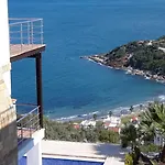 Sea View And Private Pool Selen Vilă